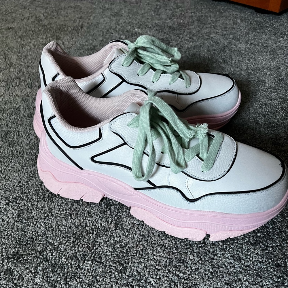 Skechers Amp’d Sneakers